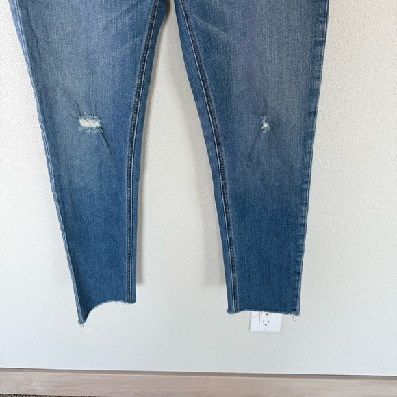 Rag & Bone Dre Low Rise Slim Boyfriend Jeans Mick With Holes Denim Women’s 28 - Picture 11 of 13